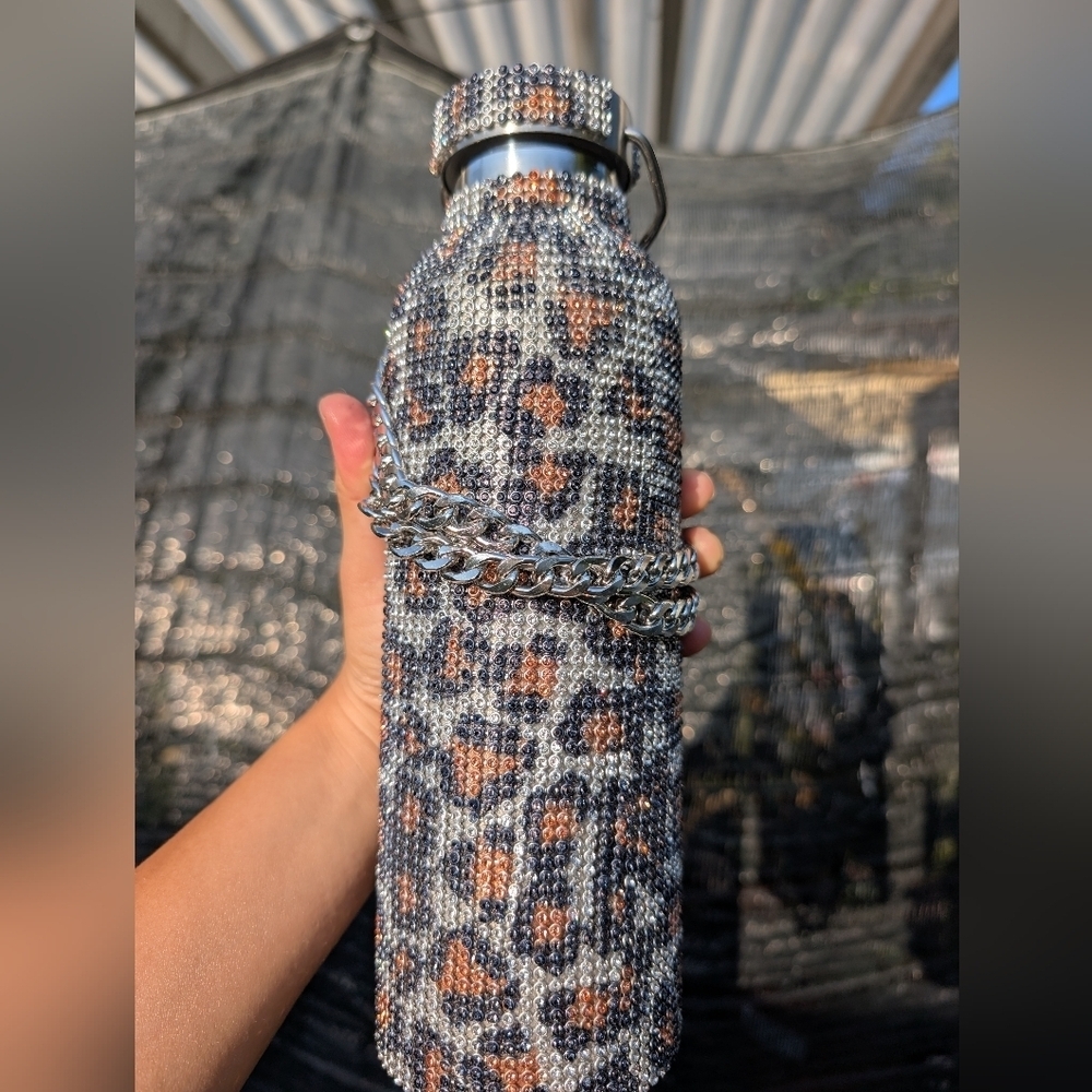 New Stylish Leopard Print Water Bottle - Picture 4 of 4